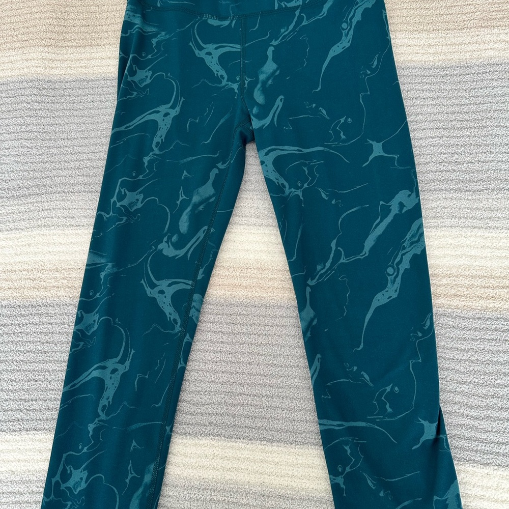 All in Motion Kids Leggings in Teal Swirl